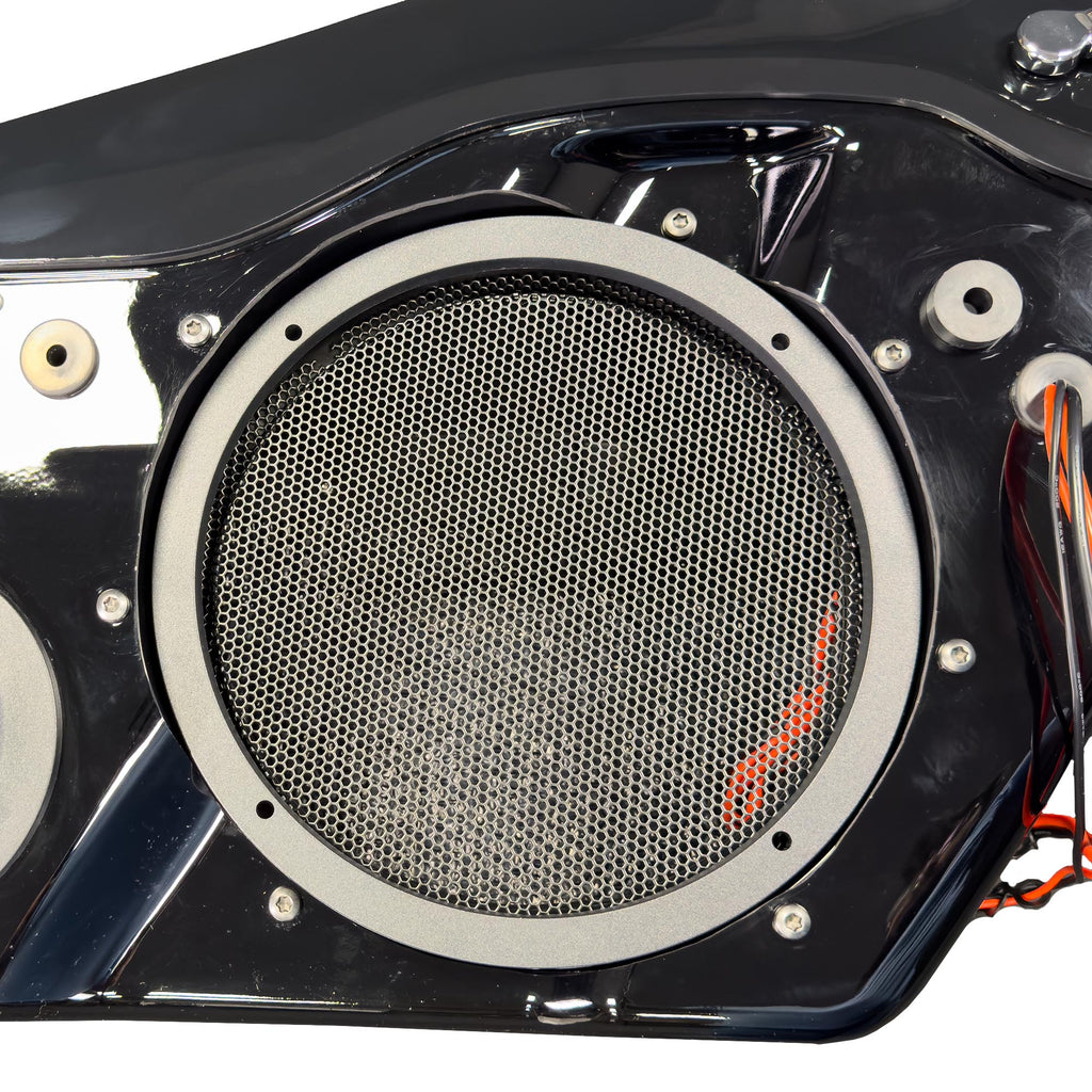 Montierter 10-Zoll-Subwoofer im Koffer, Detailansicht
