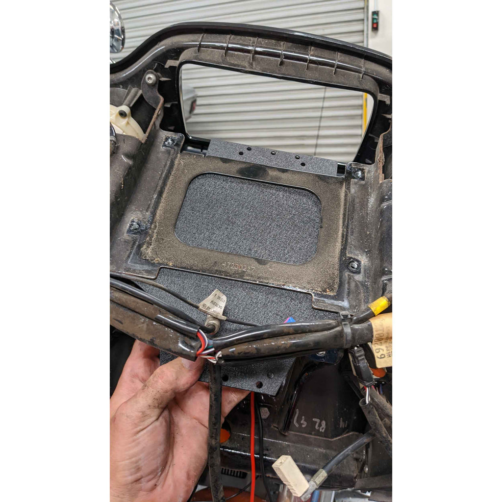 Metra BC-AMP04 Verstärker-Rack passend für Harley-Davidson® Road Glide! ab 2015."
